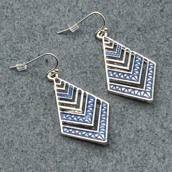 Dangle Pierced Earrings Silver Blue Enamel Chevron Hook Retro Nautical Classic - Picture 4 of 7